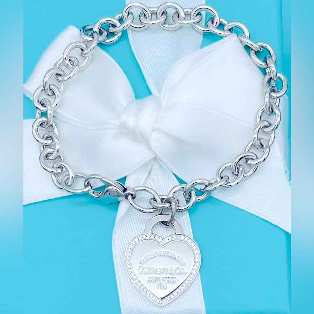 Tiffany & Co White Gold RTT Medium Diamond Border Heart Charm Bracelet 8”